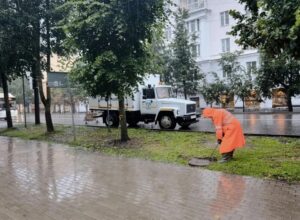 Бригады Водоканала борются с последствиями непогоды